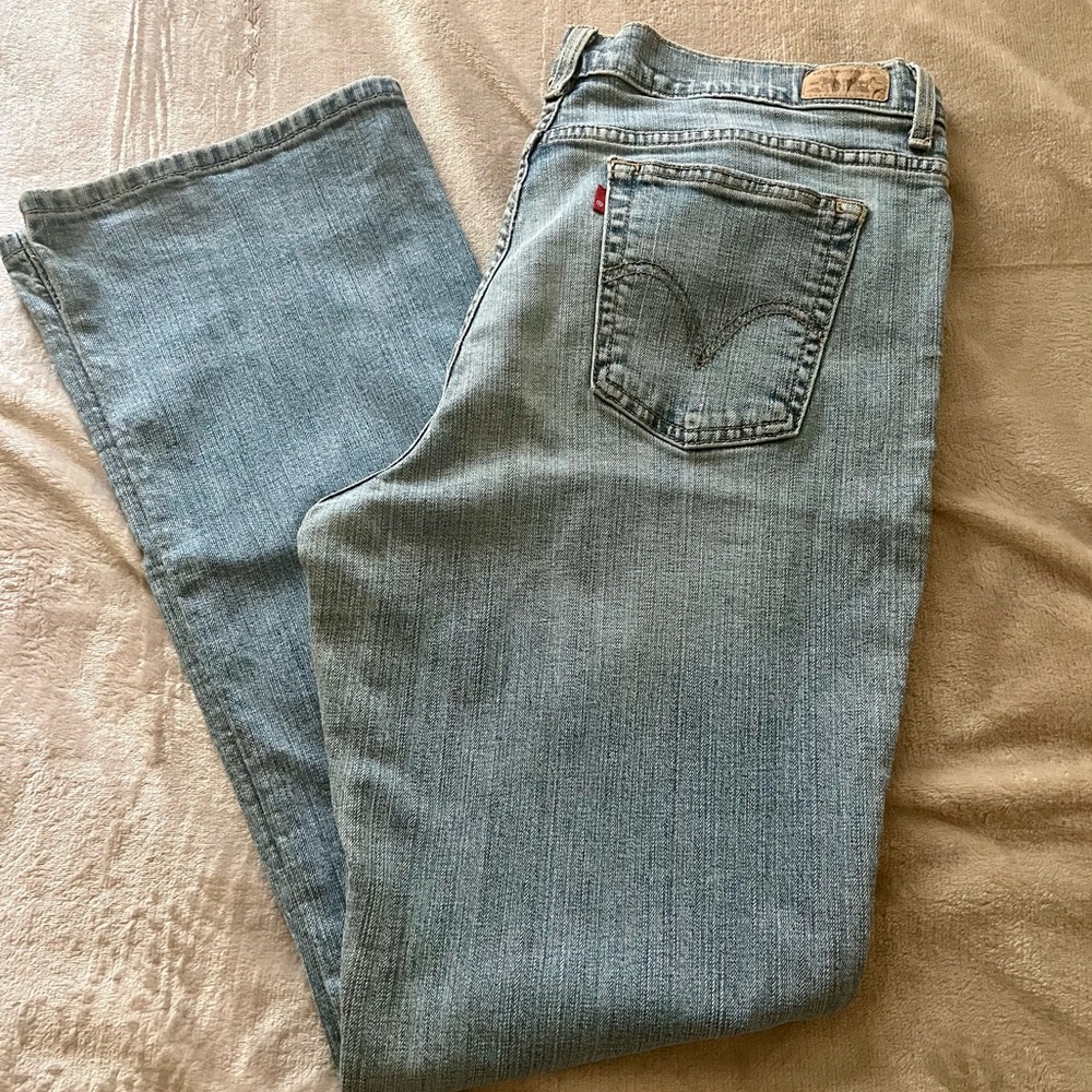 Women’s Levi’s Relaxed Boot 550 Jeans